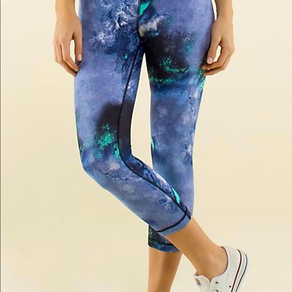 RARE Milkyway Denim Luon Crop Wonderunders - Picture 10 of 10